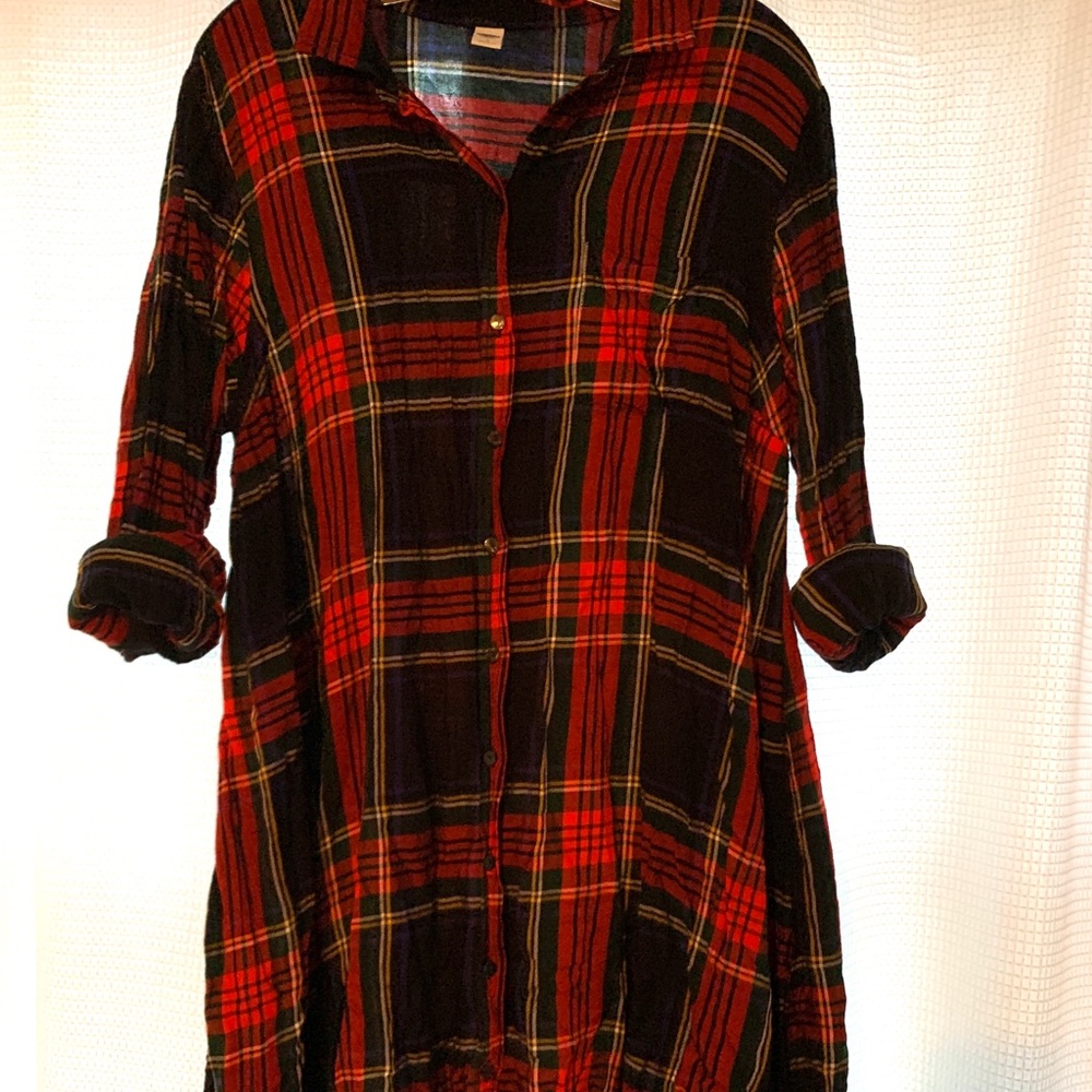 Old Navy Long Flannel Print Top